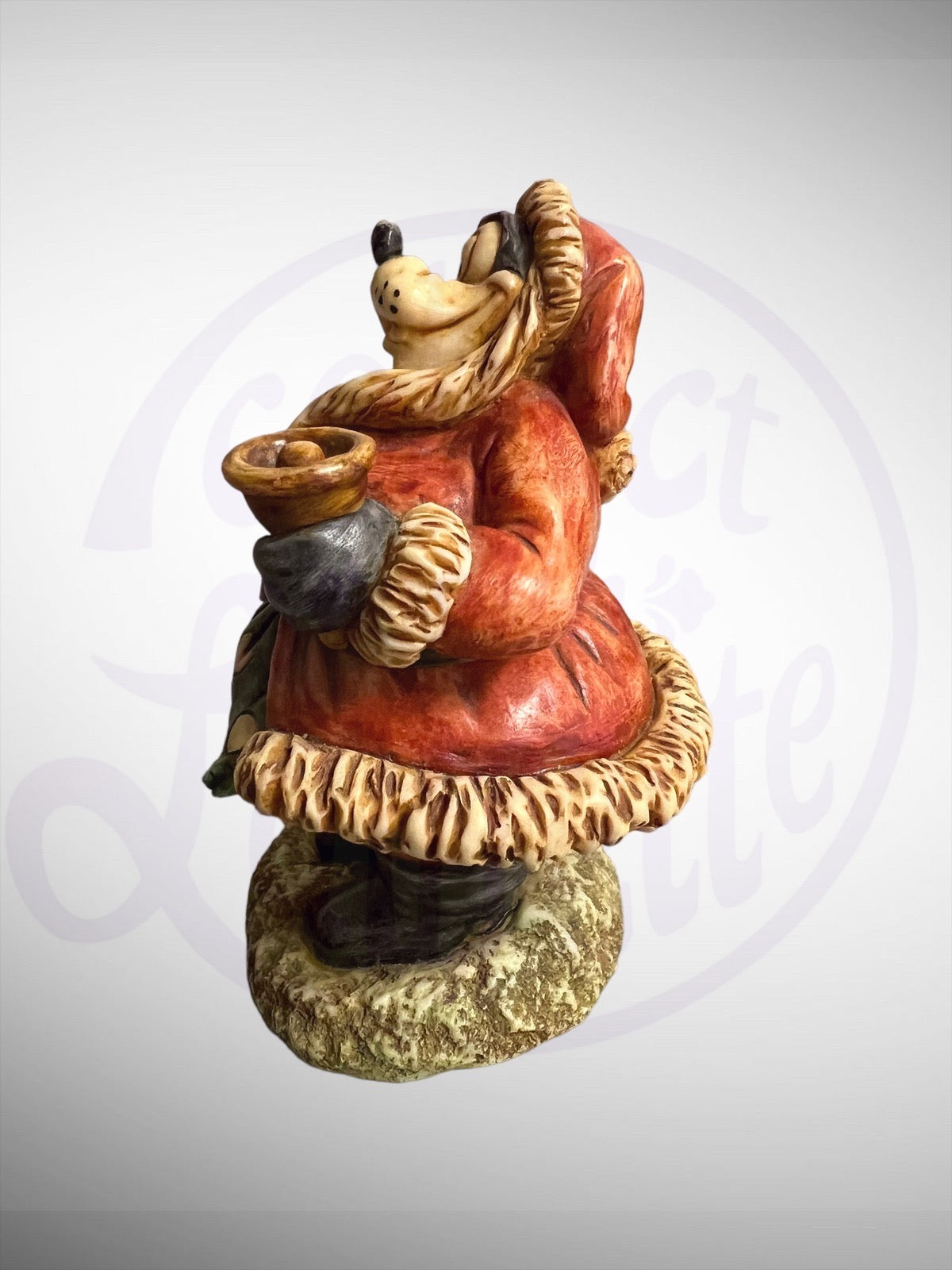 Harmony Kingdom Box - Disney Jolly, Golly, Gawrsh! Goofy Santa Figurine No Box